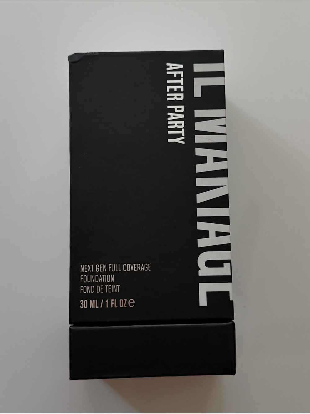 IL MAKIAGE After Party Full Coverage Foundation - Black